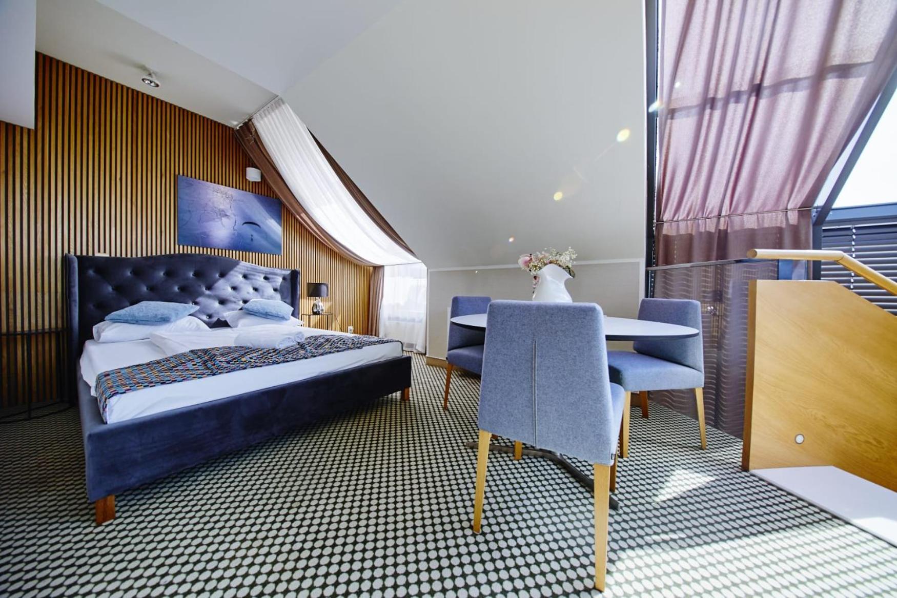 Hotel Great Polonia Velvet Сувалки Экстерьер фото