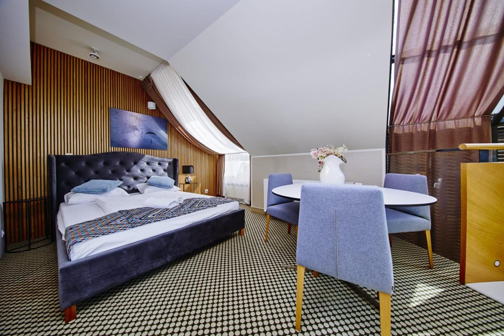 Hotel Great Polonia Velvet Сувалки Экстерьер фото